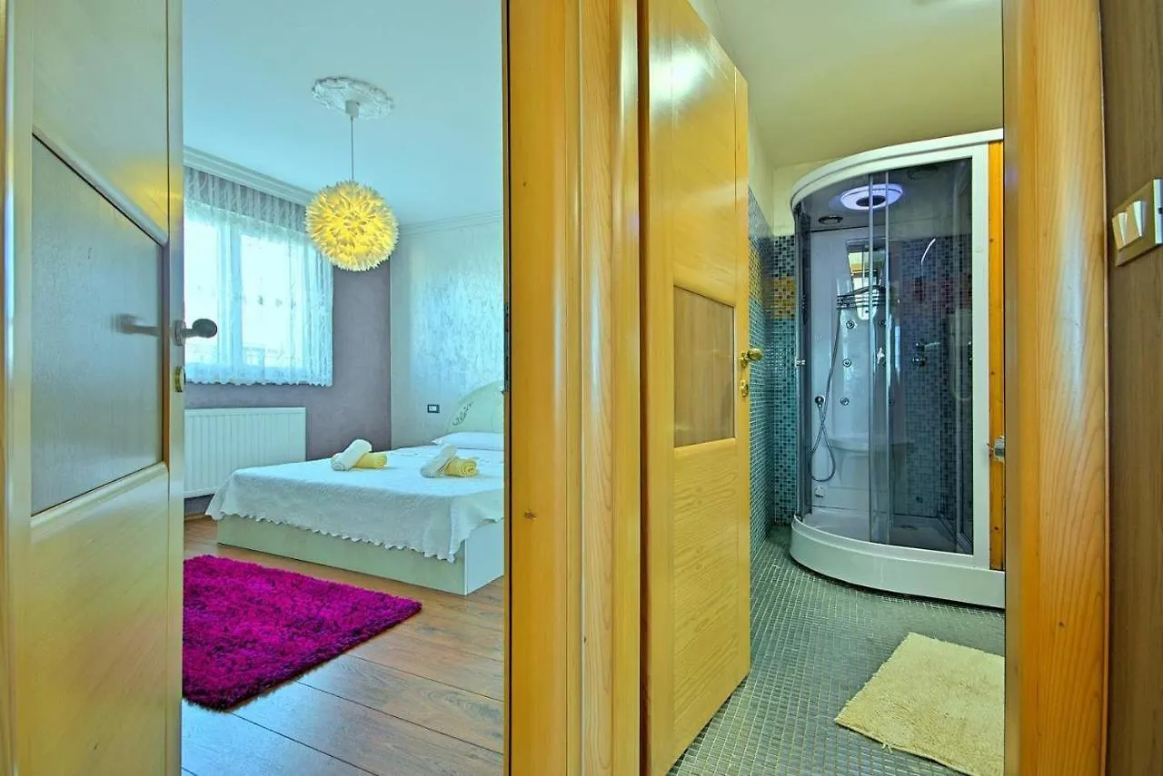 Apartment Viki, Sani, Evan, Teo, Goran Porec Croatia